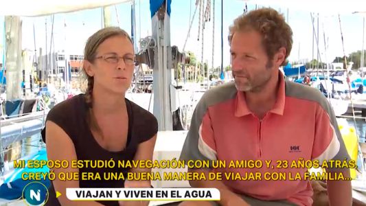 La historia de la familia canadiense que recorre el mundo en velero