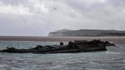 Francia: bajó la marea y apareció un submarino alemán de la Primera Guerra Mundial