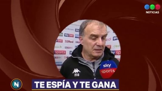 Marcelo Bielsa espía al equipo de Lampard, luego lo reconoce y justifica