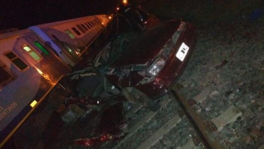 Hallaron 90 kilos de marihuana en un auto arrollado por un tren