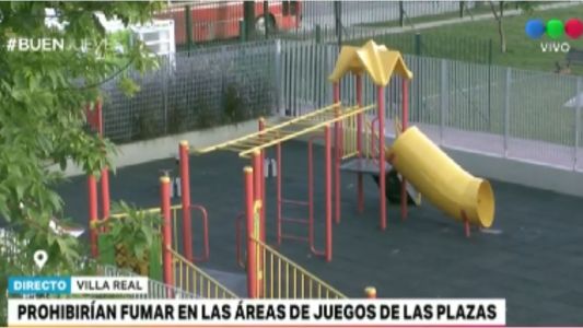 Los vecinos decidirán si se prohíbe fumar en las áreas de juegos en las plazas