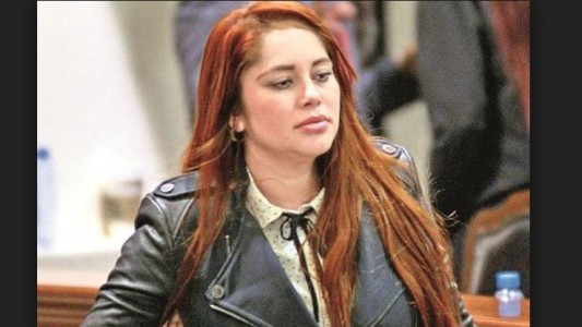 Una joven examante del Chapo Guzmán atestiguó en su contra