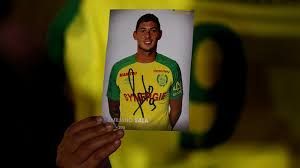 Los chats de Emiliano Sala que explican cómo contrató el avión