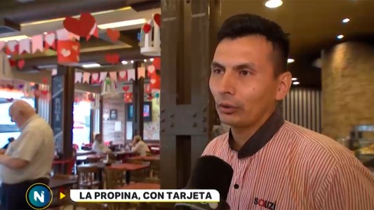 Se podrá pagar la propina con tarjeta de débito y crédito