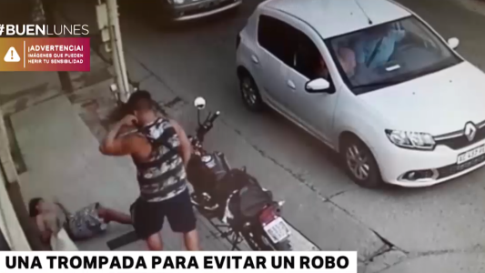 Video: un ladrón le quiso robar y lo nockeó de una trompada