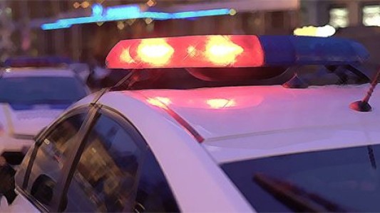 Horror en Estados Unidos: un nene de 4 años le disparó en la cara a su mamá, embarazada de ocho meses