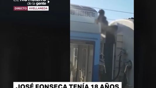 Murió uno de los jóvenes que se electrocutó al viajar en el techo del tren Roca