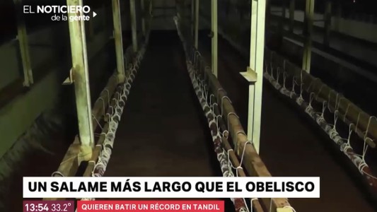 Un salame de Tandil más largo que el Obelisco