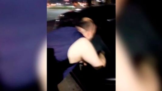 Suspendieron al taxista "caza-Uber" que agredió a una pareja en Palermo