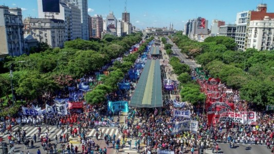 Un diputado de Cambiemos presentó un proyecto para quitarle los planes sociales a quienes hagan piquetes en las calles