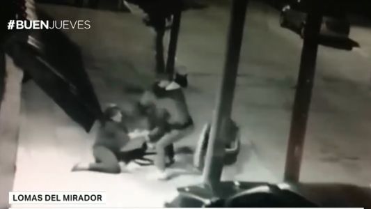 Robo en banda: arrastraron a una mujer para sacarle la cartera