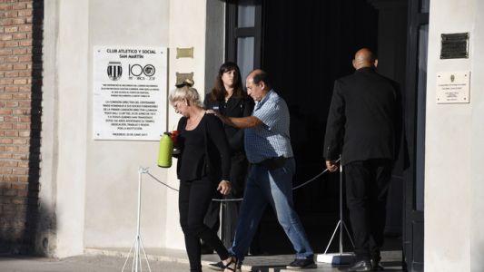 Último adiós a Emiliano Sala en Progreso: "Nunca caminarás solo"