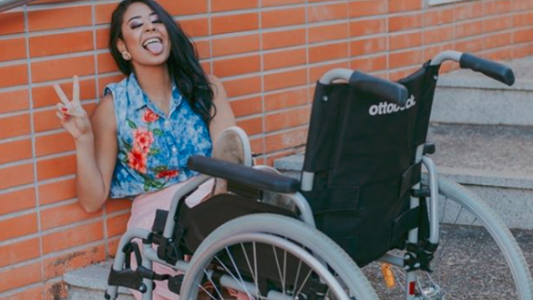 El mensaje de la chica que quedó parapléjica por un piercing en la nariz