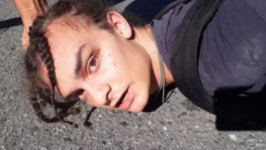 Fotos: la extraña reacción del hijo de Federica Pais cuando era trasladado esposado