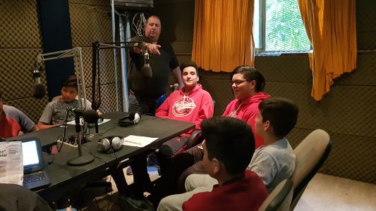 Un maestro argentino, entre los diez finalistas al Nobel de Educación