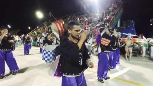 Carnaval inclusivo: comparsa interpreta el samba con lengua de señas