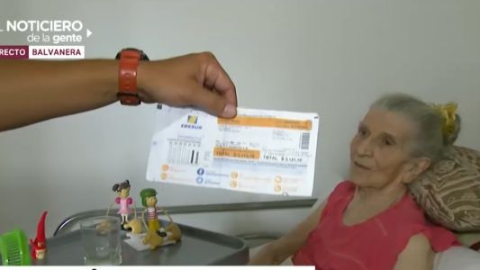 Ola de calor: tiene 94 años, está postrada y sin luz