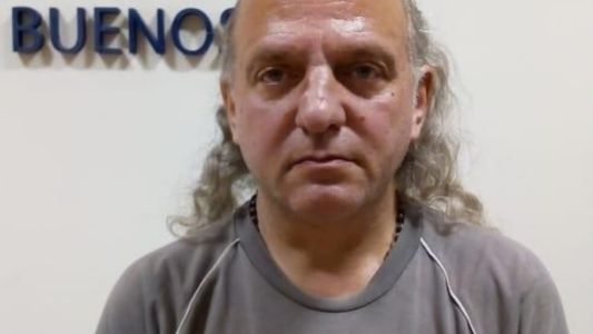 Detuvieron a profesor por abuso de una alumna: se hacía pasar por su hermano para permanecer prófugo