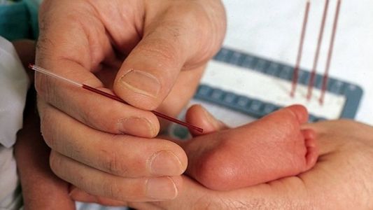 "Toda la familia participa en el tratamiento": testimonios de lucha contra enfermedades poco frecuentes
