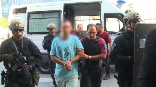 Expulsaron del país a dos delincuentes extranjeros