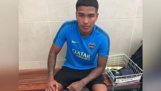 Balearon a un futbolista de Boca para robarle