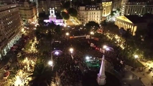 #8M Miles de mujeres colmaron las calles porteñas y distintos puntos del país