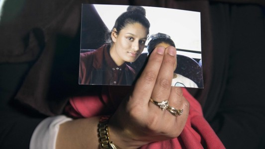 Murió el bebé recién nacido de la británica del ISIS a la que le negaron volver al Reino Unido