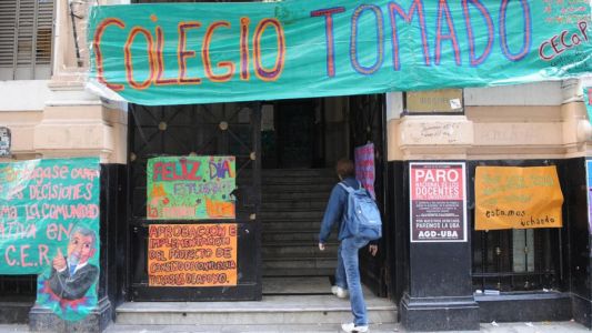 Imputaron a 43 padres por las tomas de colegios que hicieron sus hijos el año pasado