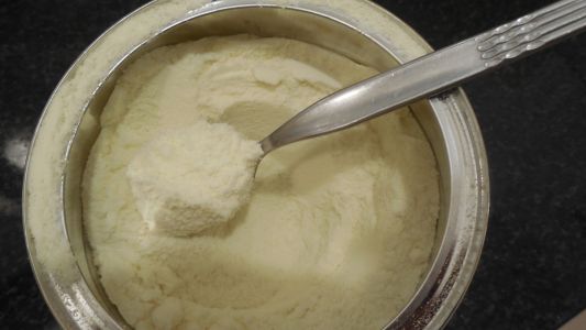 Prohibieron una leche en polvo