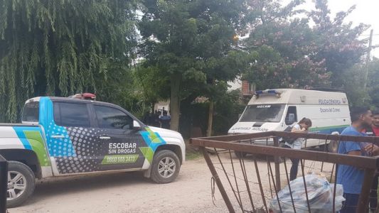 Una mujer fue violada delante de sus tres hijos
