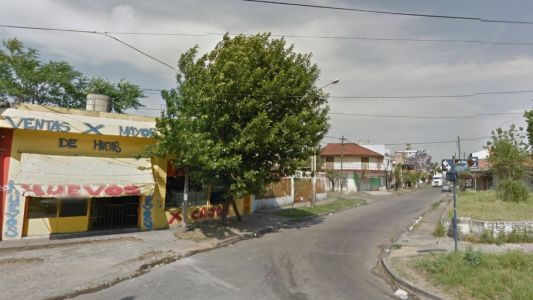 "Dijeron ´dame la plata´ y dispararon": motochorros balearon a padre e hijo