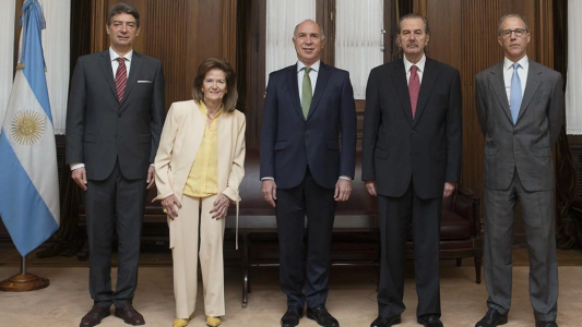 La Corte Suprema rechazó las re reelecciones de La Rioja y Río Negro