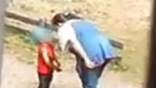 Filmaron a una maestra maltratando a nenes en un jardín de infantes en Villa la Angostura