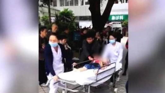 Detuvieron a un maestro en China por envenenar a 23 nenes en un jardín de infantes