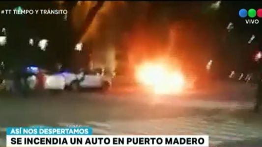 Se incendió un auto en Puerto Madero