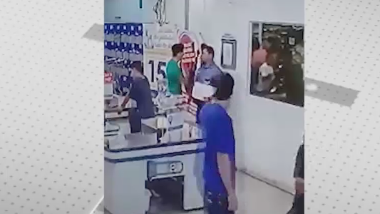 Quiso robar en un supermercado y noqueó a un policía: ya está libre