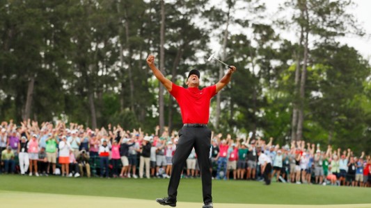 Tiger Woods ganó su 15 Grand Slam de golf en Augusta y vuelve a la élite