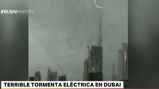 Terrorífica tormenta eléctrica en Dubai