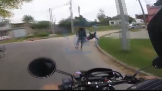 Motochorros perseguidos a máxima velocidad