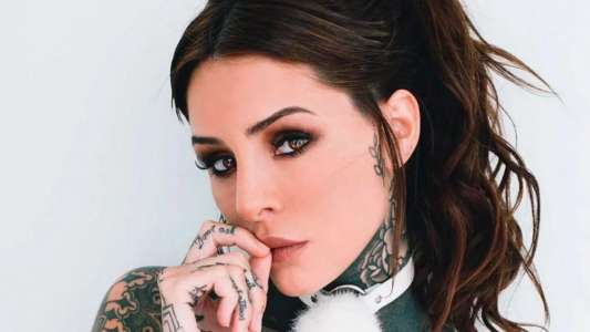 Un fuego: Cande Tinelli subió un jugado video y tuvo un blooper con el vestido