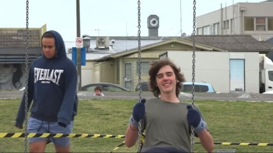 Se hamacó 33 horas y es récord mundial