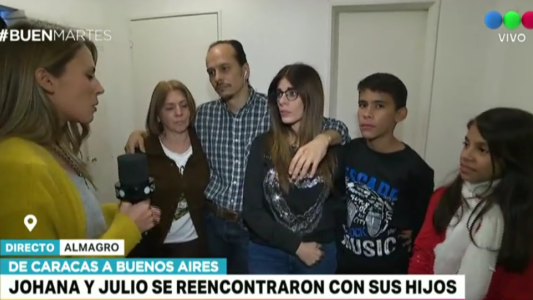 Emotivo reencuentro: sus hijos pudieron llegar a Argentina desde Venezuela después de más 300 días