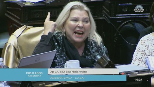 Carrió: "yo no estaba hablando mal de De la Sota"