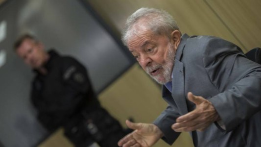 Lula habló desde la cárcel: Brasil es gobernado por una "banda de locos"