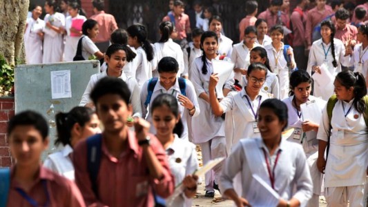 India: se quitaron la vida 21 estudiantes tras reprobar un examen