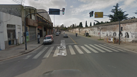 “Paguen la deuda”: una pareja fue baleada en plena calle en La Paternal, tras discutir con un vecino