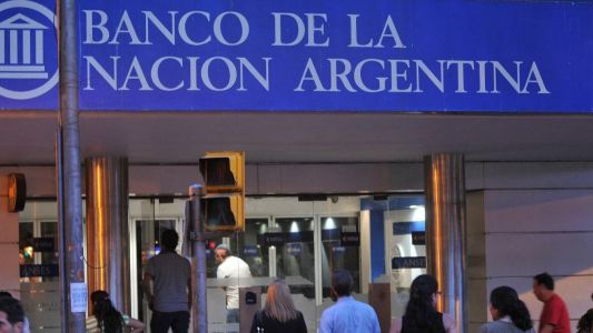 Robó y golpeó a una mujer en un cajero: lo detuvieron