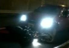 Chocó y arrastró una moto: está prófugo