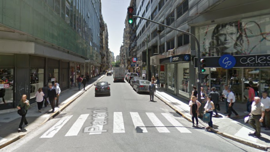 Detuvieron a una mujer que tiró una bomba molotov a un supermercado chino en Microcentro