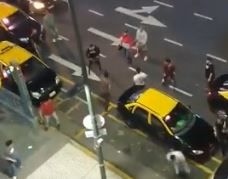 Gendarmería debió intervenir en una pelea entre taxistas y "Glovers"